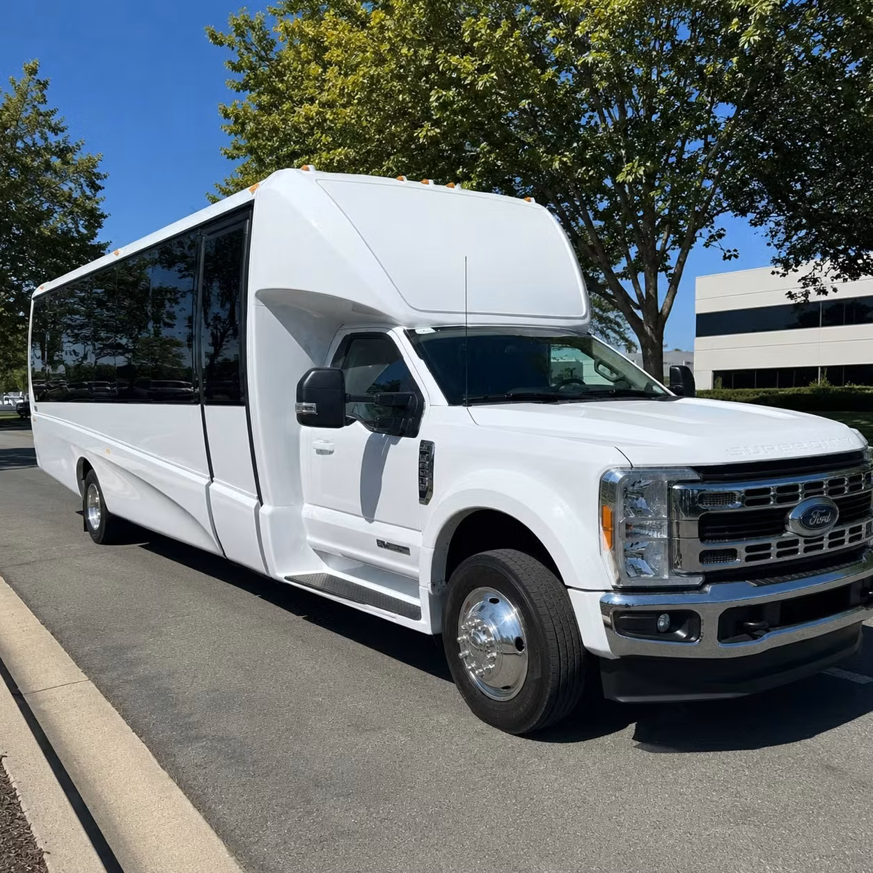 15 passenger minibus