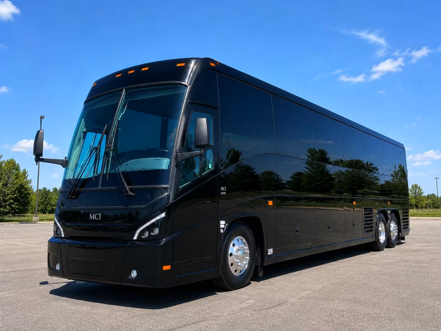 airport transfers and cruise shuttle buses serving santa monica
