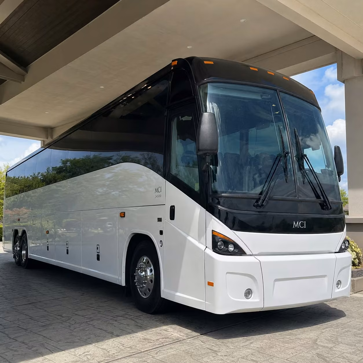group airport transfers to hollywood burbank and long beach airports