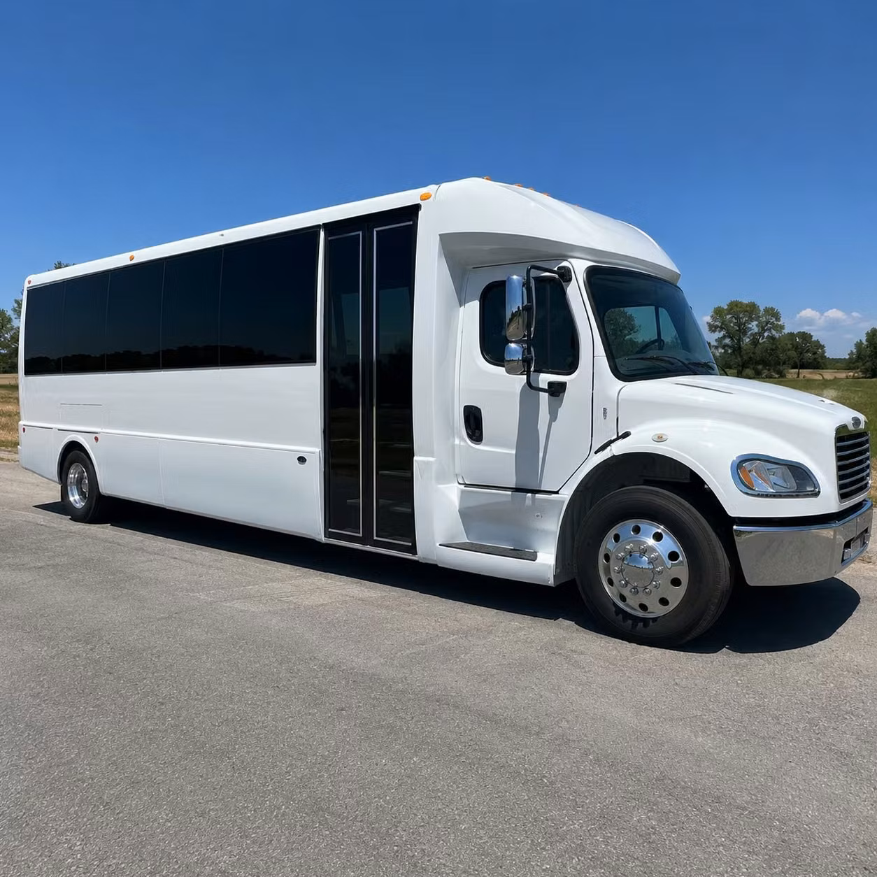 santa monica 20 passenger minibus rental