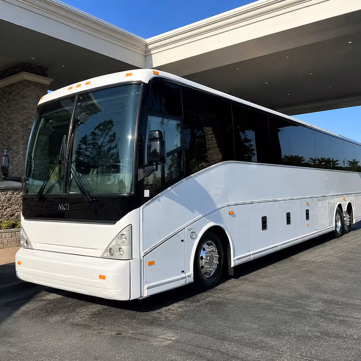 santa monica charter bus rental fleet